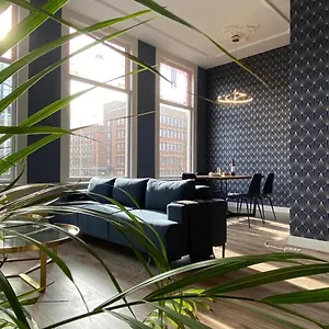 Centre With Roof Terrace And Parking With Additional Costs Den Haag